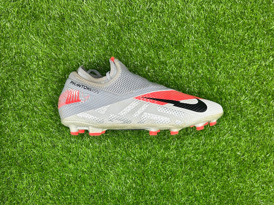 Nike Phantom Vision 2 Academy DF FG