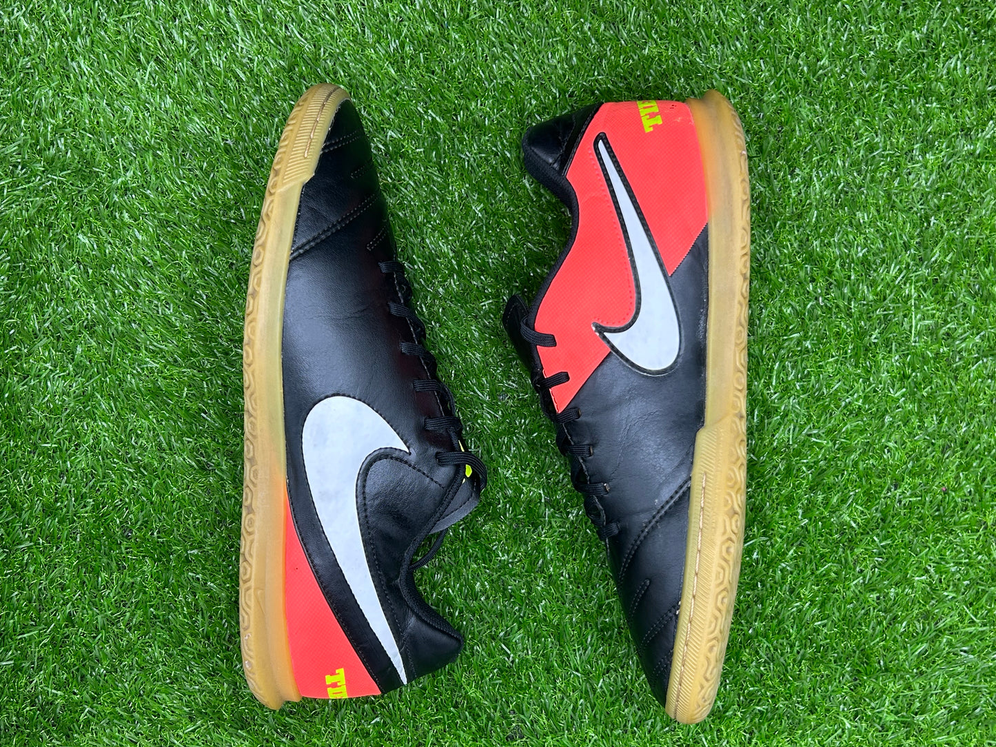 Nike Tiempo Rio III IC