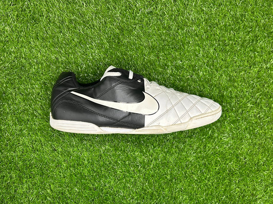 Nike Tiempo IN