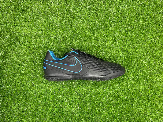 Nike Tiempo Legend 8 Club TF