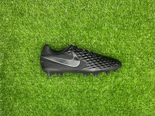 Nike Tiempo Legend 8 Club FG/MG