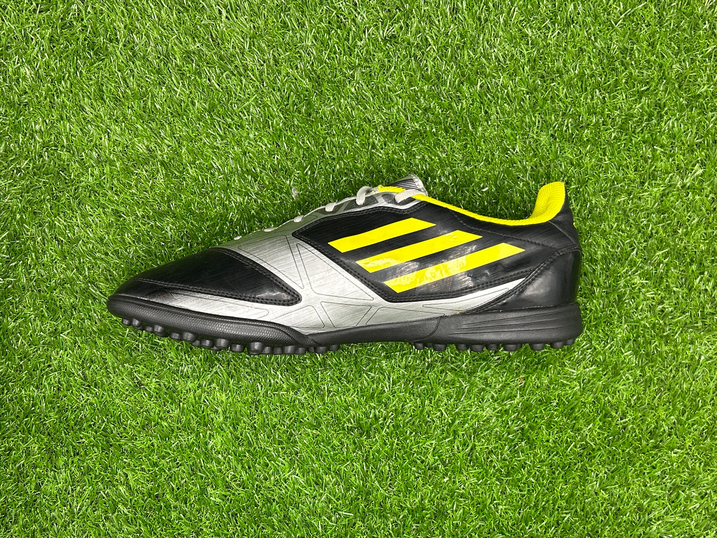 Adidas F50 TF