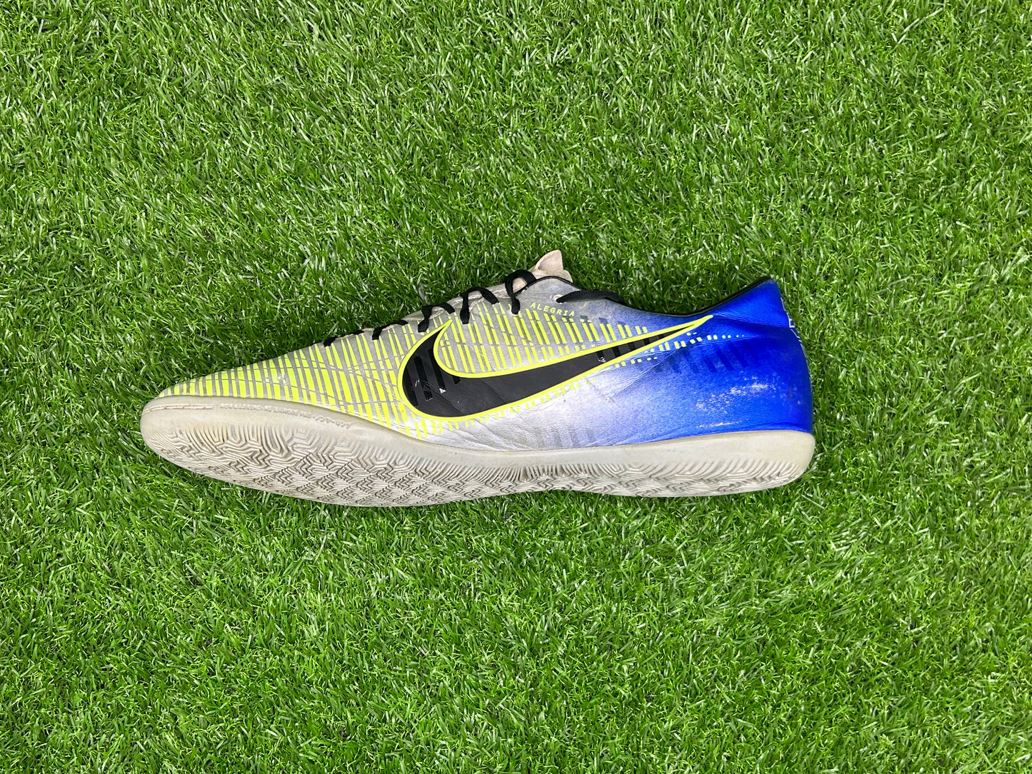 Nike MercurialX Victory VI NJR IC