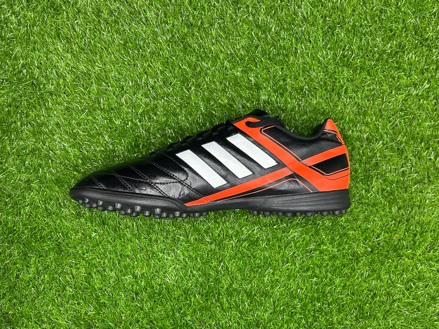 Adidas Puntero IX TF