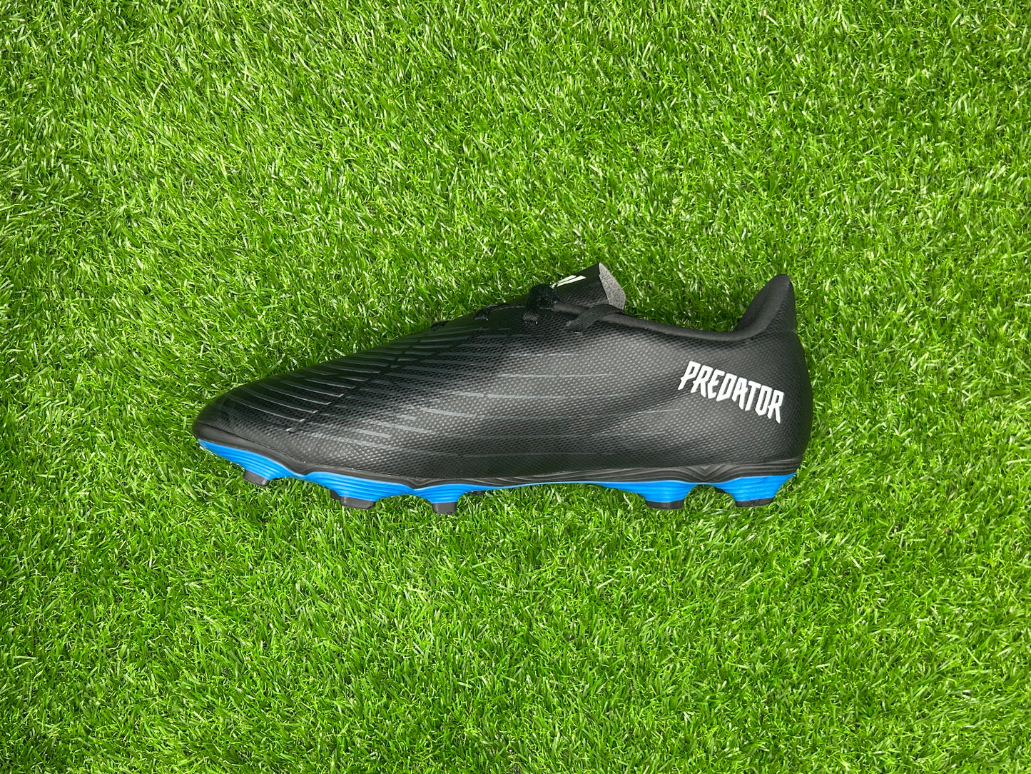 adidas Predator Edge .4 FxG