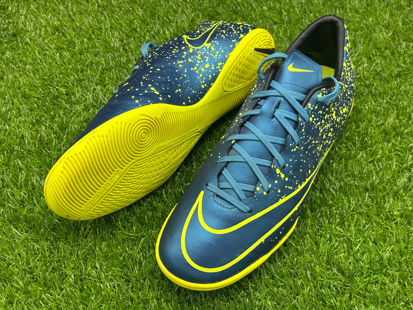 Nike Mercurial Victory V IC