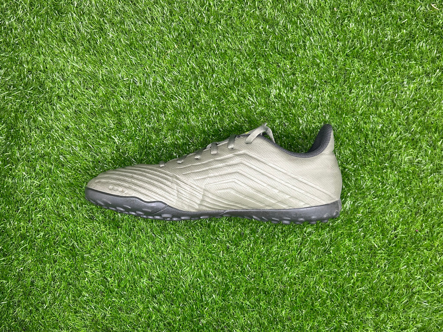 Adidas  Predator 19.4 TF