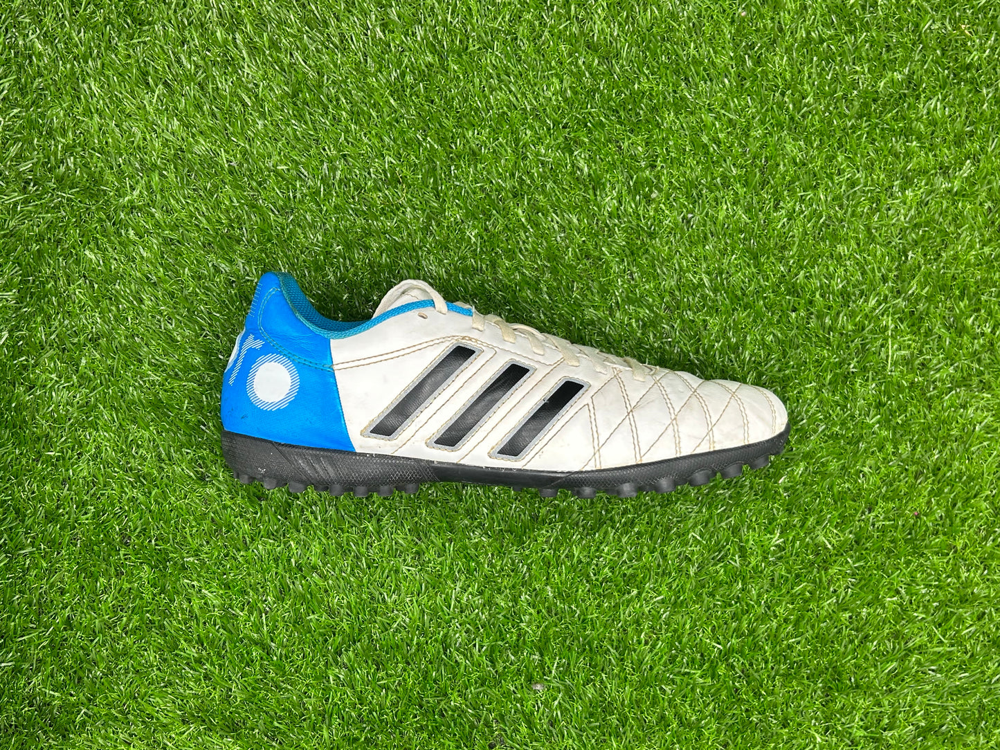 Adidas 11QUESTRA TRX TF