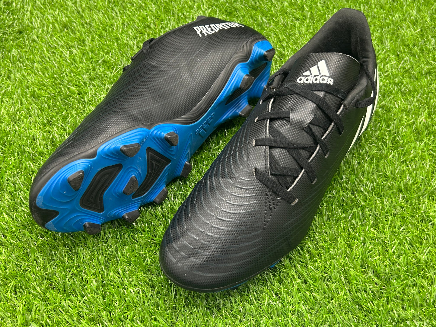 adidas Predator Edge .4 FxG