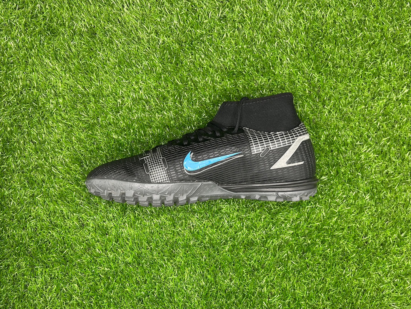 Nike Mercurial Superfly 8 Academy TF