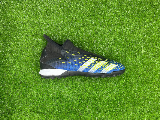 Adidas Predator Freak.3 Laceless TF