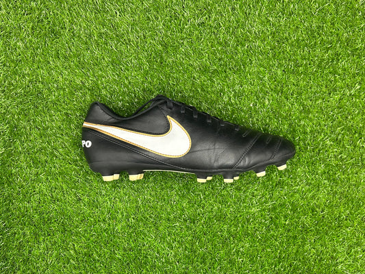 Nike Tiempo Rio III FG