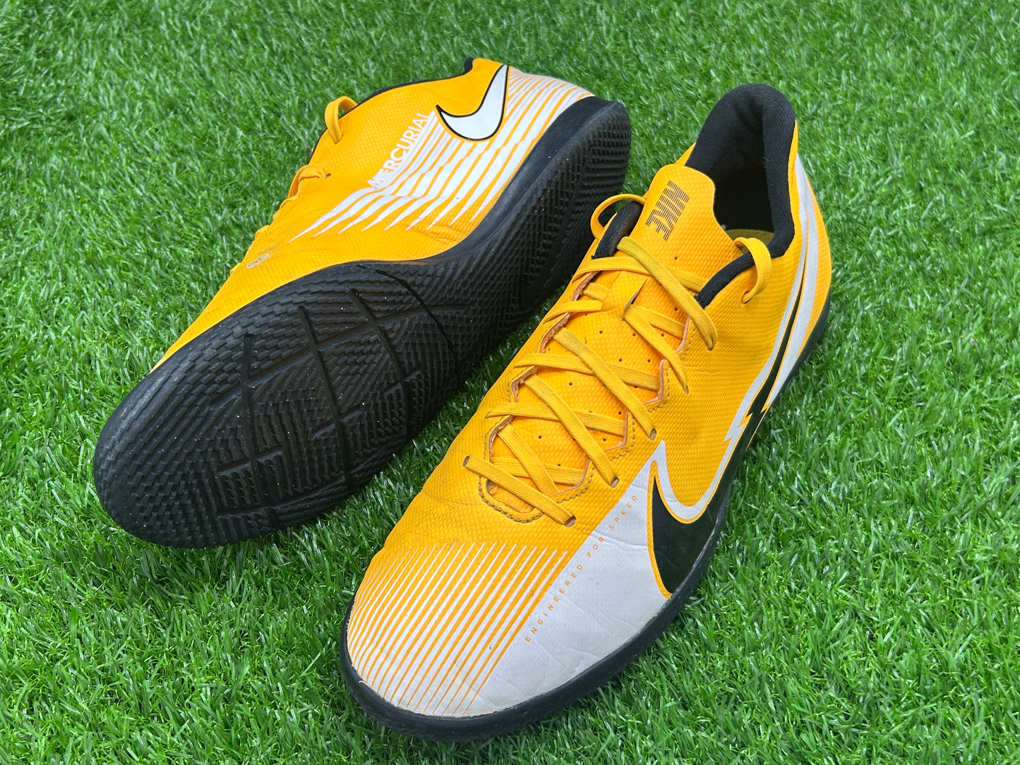 Nike Mercurial Vapor 13 Club IC